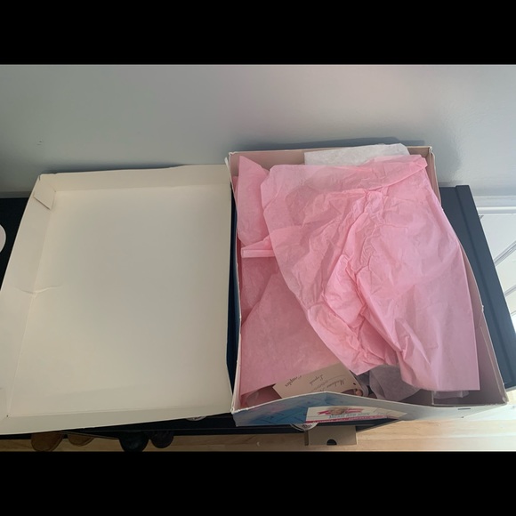 MADAME ALEXANDER MINT EXTREMELY RARE 10” DOLL SET - Picture 14 of 16